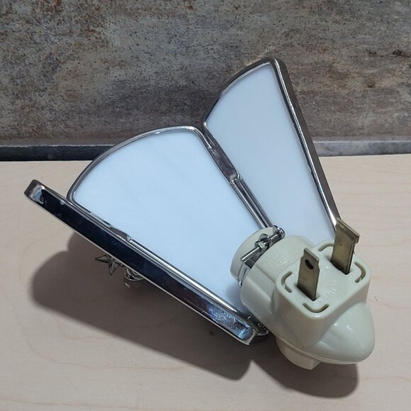 Stained Glass Angel Plug In Nightlight Blue White Silver Plate Finish - Picture 6 of 14